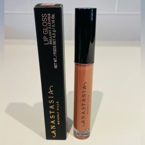 New Anastasia Lipgloss Toffee